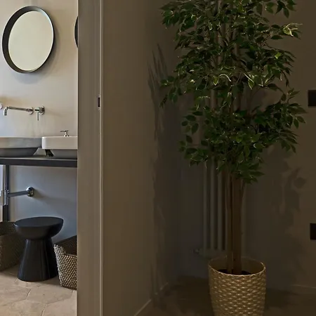 Dimora Arco Di Mezzo * בטלייה טרמה