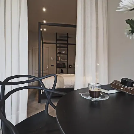 Dimora Arco Di Mezzo * בטלייה טרמה