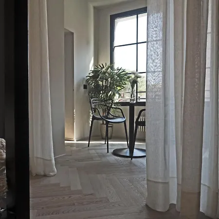 Dimora Arco Di Mezzo *