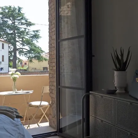 Apartment Dimora Arco Di Mezzo